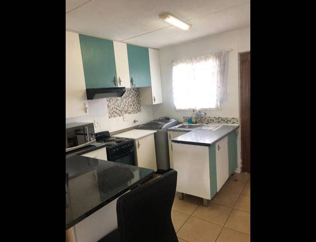 2 BEDROOM APARTMENT FOR SALE IN PRIMROSE HILL